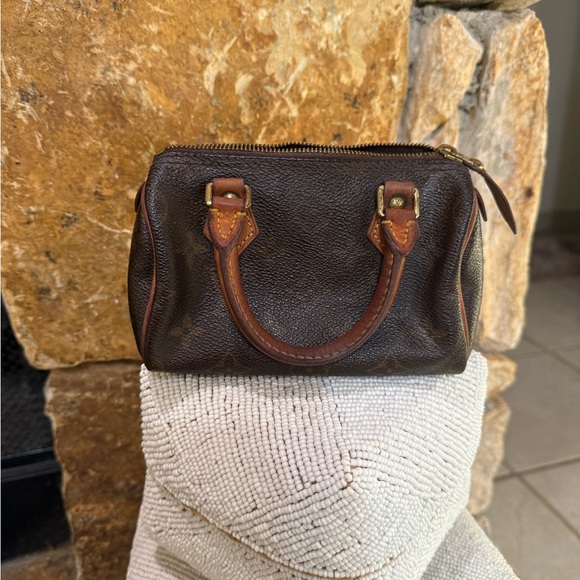 Louis Vuitton Nano Speedy - Picture 1 of 17
